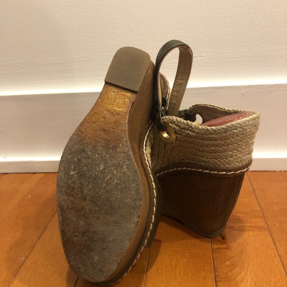 Paloma Barcelo Wedges